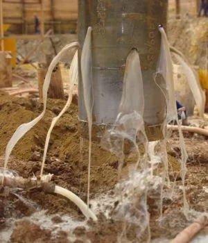 Lama auxiliar de perfuração escavação