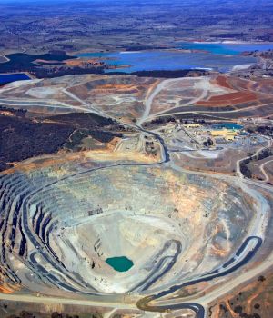 industria-de-mineração3